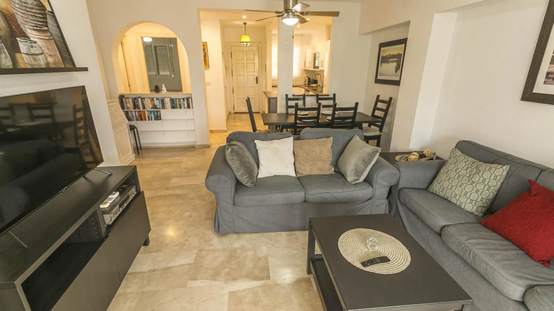 Alba Apartment Fuentes De Nerja