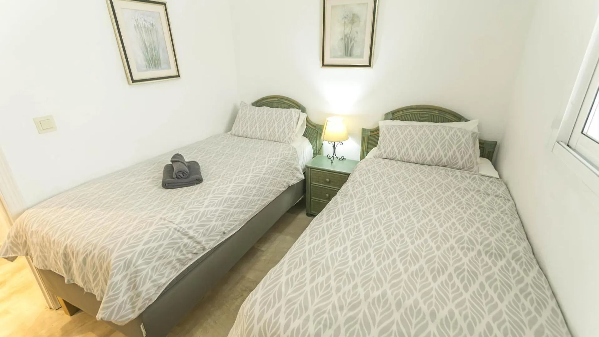 Alba Apartment Fuentes De Nerja