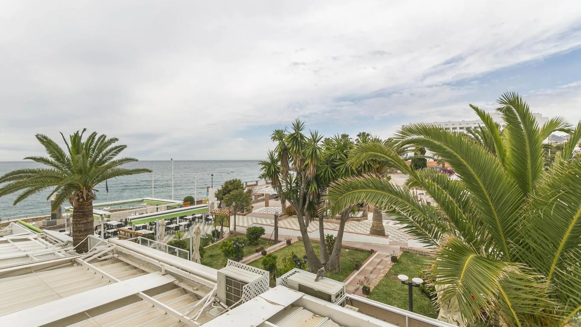 Alba Apartment Fuentes De Nerja